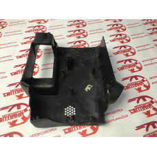 Накладка рулевой колонки нижняя Partner / Berlingo 2008- 9680902277